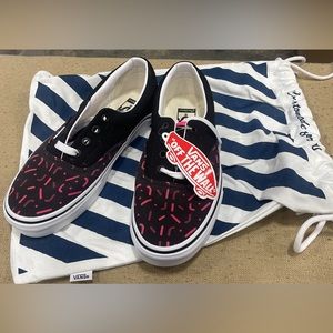 Custom black and pink Vans - women’s size 7.5, men’s size 6 NWT
